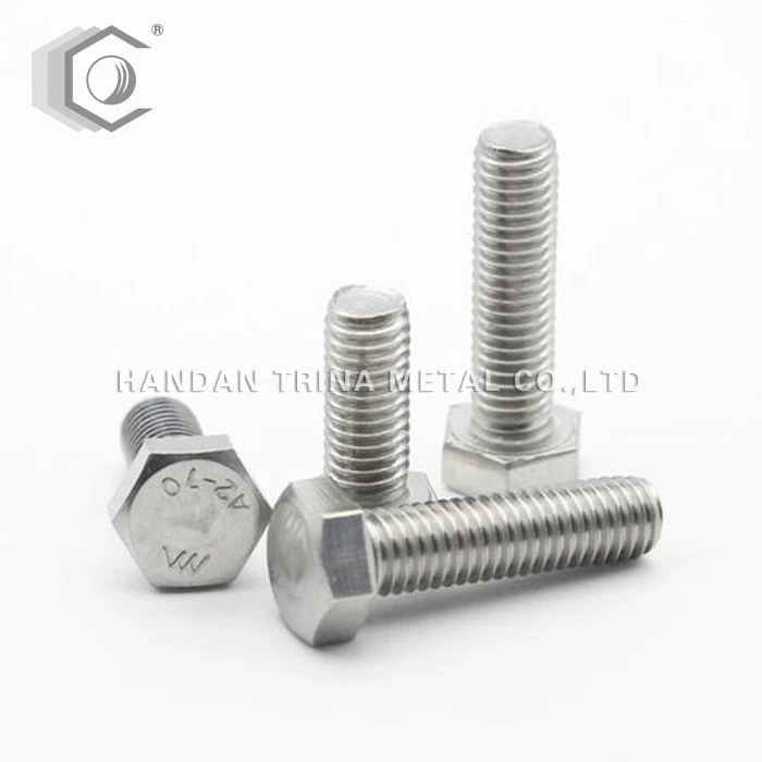 Bullone esagonale esterno DIN933